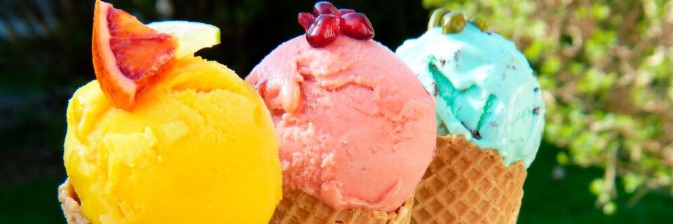 Casein wird unter anderem für die Herstellung von industriellem Speiseeis benötigt. Casein wird unter anderem für die Herstellung von industriellem Speiseeis benötigt.