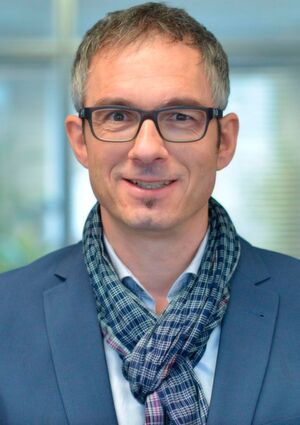 „Zum ersten Mal führe ich auf der T4M eine Besuchergruppe zu ausgewählten Ausstellern. Darauf freue ich mich schon sehr“, Peter Reinhardt, Chefredakteur von Devicemed. „Zum ersten Mal führe ich auf der T4M eine Besuchergruppe zu ausgewählten Ausstellern. Darauf freue ich mich schon sehr“, Peter Reinhardt, Chefredakteur von Devicemed.