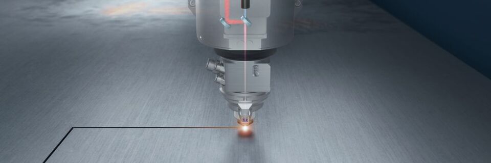 Intelligente Sensorik: Active Speed Control von Trumpf blickt durch die Düse und beobachtet die Strahlung, die beim Schmelzen des Materials entsteht. Intelligente Sensorik: Active Speed Control von Trumpf blickt durch die Düse und beobachtet die Strahlung, die beim Schmelzen des Materials entsteht.