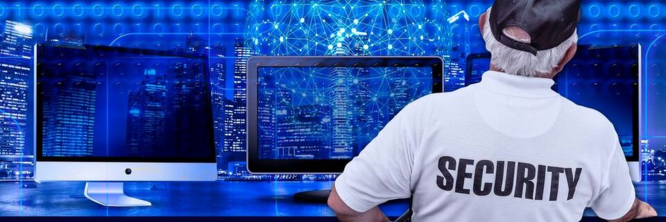 5G-Netze werden künftig Milliarden von Objekten und Systemen miteinander verbinden, auch in kritischen Sektoren. Zur Beseitigung etwaiger Schwachstellen empfiehlt die EU-Kommission eine Kombination aus legislativen und politischen Instrumenten. 5G-Netze werden künftig Milliarden von Objekten und Systemen miteinander verbinden, auch in kritischen Sektoren. Zur Beseitigung etwaiger Schwachstellen empfiehlt die EU-Kommission eine Kombination aus legislativen und politischen Instrumenten.