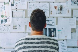 Wenn es in Unternehmen kein CRM-System gibt, kann kein organisierter Übergang vorangegangener Geschäfte gewährleistet werden. Wenn es in Unternehmen kein CRM-System gibt, kann kein organisierter Übergang vorangegangener Geschäfte gewährleistet werden.