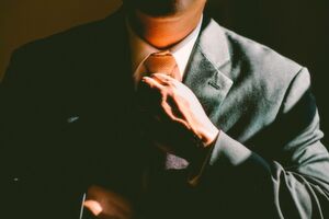 Ältere Mitarbeiter werden bei der Jobsuche häufig benachteiligt – obwohl viele Gründe für sie sprechen. Ältere Mitarbeiter werden bei der Jobsuche häufig benachteiligt – obwohl viele Gründe für sie sprechen.