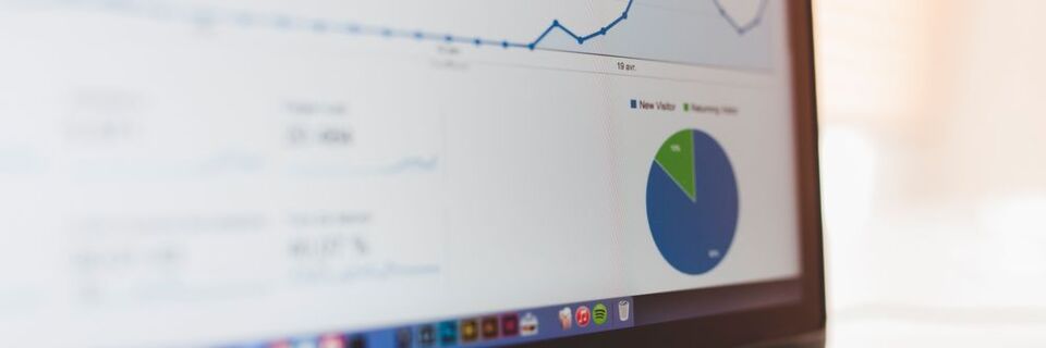 SEO- und SEA-Maßnahmen verbessern Conversion Rates im B2B-Bereich. SEO- und SEA-Maßnahmen verbessern Conversion Rates im B2B-Bereich.