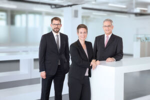 Die Geschäftsführer (v.l.) Florian Hermle, Katrin Stegmaier-Hermle und Michael Unger sind mit der Entwicklung 2018 zufrieden. Die Geschäftsführer (v.l.) Florian Hermle, Katrin Stegmaier-Hermle und Michael Unger sind mit der Entwicklung 2018 zufrieden.