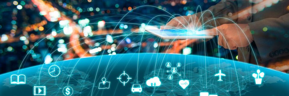Verlagerung von Content Management in die Cloud als wichtiger Schritt hin zur digitalen Transformation. Verlagerung von Content Management in die Cloud als wichtiger Schritt hin zur digitalen Transformation.