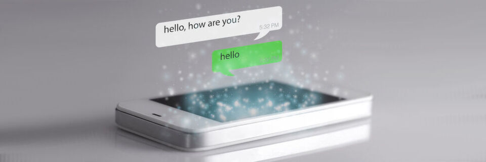 Betroffen von der Sicherheitslücke bei WhatsApp waren sowohl Smartphones mit Googles Android-System als auch Apples iPhones, Telefone mit Microsofts Windows Phone und Samsungs Tizen. Betroffen von der Sicherheitslücke bei WhatsApp waren sowohl Smartphones mit Googles Android-System als auch Apples iPhones, Telefone mit Microsofts Windows Phone und Samsungs Tizen.