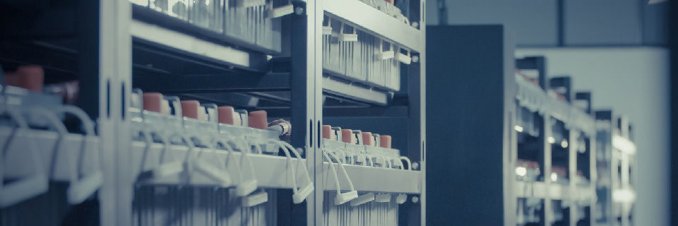 Die Studie „Storage-Strategien für das Rechenzentrum der Zukunft“ soll als konkrete Entscheidungshilfe dienen. Die Studie „Storage-Strategien für das Rechenzentrum der Zukunft“ soll als konkrete Entscheidungshilfe dienen.