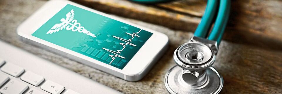 Bundesgesundheitsminister Jens Spahn will die Akteure des Gesundheitswesens per „Digitalisierungsgesetz“ zu mehr Tempo bei der Umsetzung verpflichten. Bundesgesundheitsminister Jens Spahn will die Akteure des Gesundheitswesens per „Digitalisierungsgesetz“ zu mehr Tempo bei der Umsetzung verpflichten.