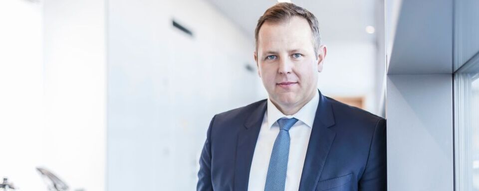 Frank Huber übernimmt zum 1. Juni 2019 die Leitung des Geschäftsbereichs Licht beim Automobilzulieferer Hella. Frank Huber übernimmt zum 1. Juni 2019 die Leitung des Geschäftsbereichs Licht beim Automobilzulieferer Hella.