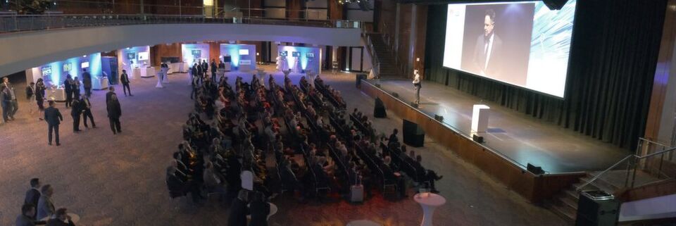 Rund 400 Teilnehmer waren beim ersten Huawei Enterprise Day. Rund 400 Teilnehmer waren beim ersten Huawei Enterprise Day.