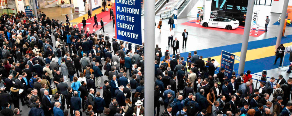 Kurz vor Öffnung der Messe „The Smarter E Europe“ in München. Kurz vor Öffnung der Messe „The Smarter E Europe“ in München.
