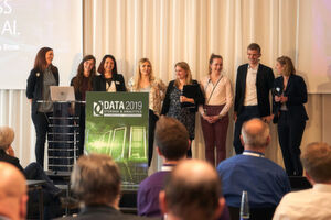 Perfekte Organisation – dank des Teams der Vogel IT-Akademie um Daniela Schilling (r.). Perfekte Organisation – dank des Teams der Vogel IT-Akademie um Daniela Schilling (r.).
