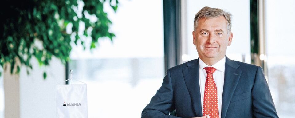 Günther Apfalter, 58, ist seit 2007 Präsident von Magna Steyr. Zusätzlich ist er seit 2010 President Magna International Europe. Günther Apfalter, 58, ist seit 2007 Präsident von Magna Steyr. Zusätzlich ist er seit 2010 President Magna International Europe.