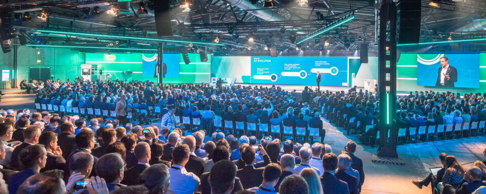 Die IoT-Konferenz „Bosch Connected World“ fand vom 15. bis 16. Mai in Berlin statt. Die IoT-Konferenz „Bosch Connected World“ fand vom 15. bis 16. Mai in Berlin statt.