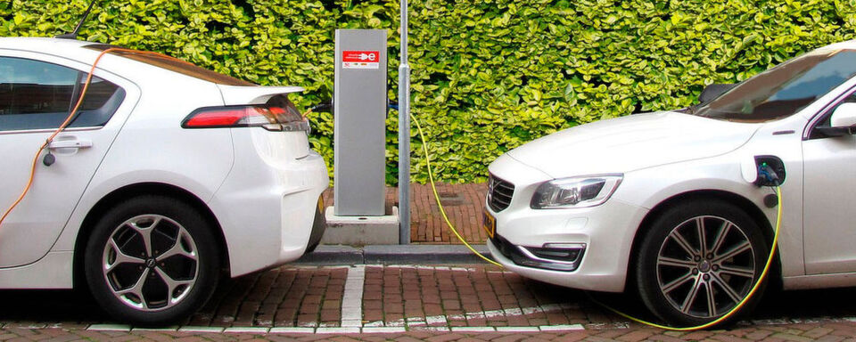 Der Marktanteil von Elektroautos nimmt zu, allerdings nach wie vor recht langsam. Der Marktanteil von Elektroautos nimmt zu, allerdings nach wie vor recht langsam.