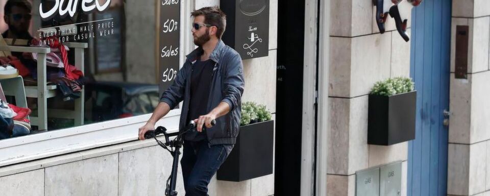 Ab dem 15. Juni dürfen E-Scooter offiziell und legal auch in Deutschland durchstarten. Ab dem 15. Juni dürfen E-Scooter offiziell und legal auch in Deutschland durchstarten.