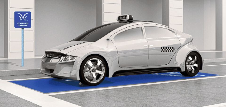 Praktisch: Mit WiTricity-Ladesystemen lassen sich Elektroautos kontaktlos laden. Praktisch: Mit WiTricity-Ladesystemen lassen sich Elektroautos kontaktlos laden.