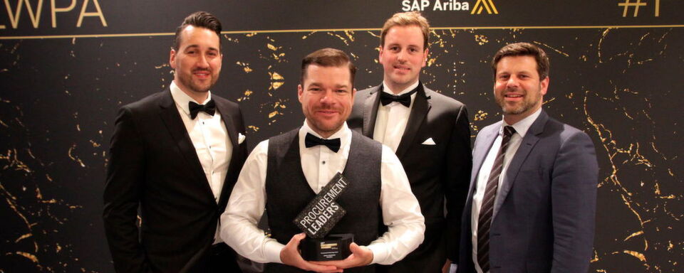 Die Scoutbee-Gründer auf dem Procurement Technology Award in London. Die Scoutbee-Gründer auf dem Procurement Technology Award in London.