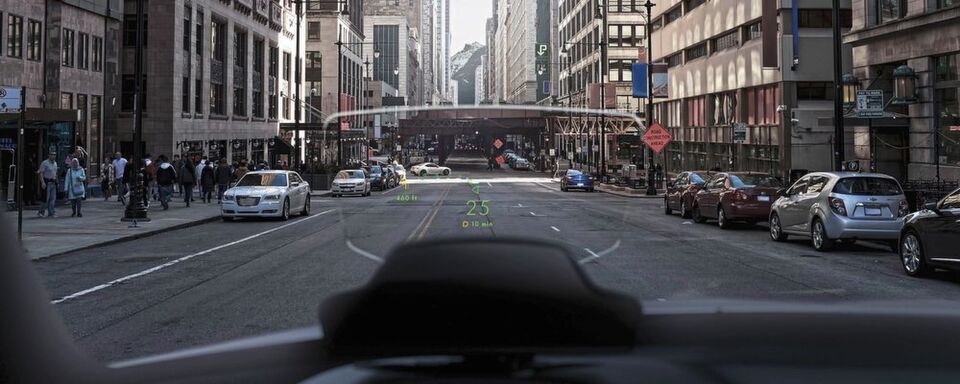 Digitale Themen stehen hoch im Kurs: Das Start-up Way-Ray, Hersteller holografischer Augmented-Reality-Technologien und -Benutzeroberflächen, sammelte 98 Millionen US-Dollar Risikokapital ein. Digitale Themen stehen hoch im Kurs: Das Start-up Way-Ray, Hersteller holografischer Augmented-Reality-Technologien und -Benutzeroberflächen, sammelte 98 Millionen US-Dollar Risikokapital ein.