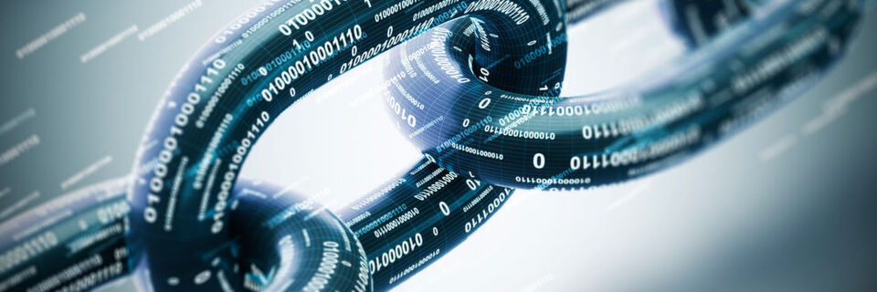 Open Source im Zusammenspiel mit DevOps und NetOps. Oder: wie sich Continuous Deployment in die eigene IT-Umgebung intergrieren lässt. Open Source im Zusammenspiel mit DevOps und NetOps. Oder: wie sich Continuous Deployment in die eigene IT-Umgebung intergrieren lässt.