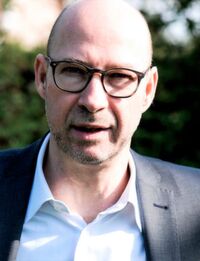 Bernd Lohmeyer ist Unternehmensberater und Inhaber von „Lohmeyer Business UX“. Bernd Lohmeyer ist Unternehmensberater und Inhaber von „Lohmeyer Business UX“.