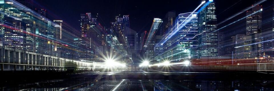 Die LoRaWAN-Technologie hat in der smarten Stadt eine Fülle von Anwendungsmöglichkeiten – etwa bei der Füllstands-, Druck- und Temperaturmessung oder bei der Optimierung des Energieverbrauchs. Die LoRaWAN-Technologie hat in der smarten Stadt eine Fülle von Anwendungsmöglichkeiten – etwa bei der Füllstands-, Druck- und Temperaturmessung oder bei der Optimierung des Energieverbrauchs.