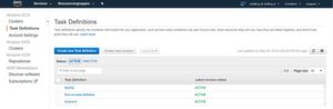 Ist die Task-Definition erstellt und registriert, taucht sie in der AWS Management Console auf. Ist die Task-Definition erstellt und registriert, taucht sie in der AWS Management Console auf.