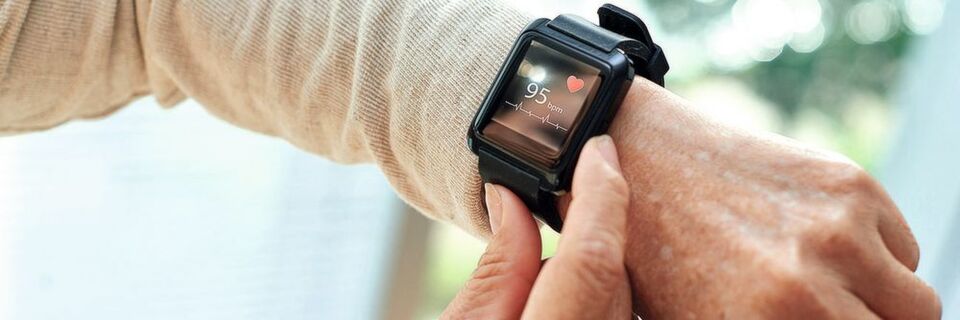 Smartwatches sind deutlich günstiger als Langzeit-EKG-Geräte Smartwatches sind deutlich günstiger als Langzeit-EKG-Geräte
