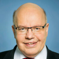 „Wir leben auf hohem Niveau, aber wir leben eben ein Stück weit auch von der Substanz“, warnt Bundeswirtschaftsminister Peter Altmaier „Wir leben auf hohem Niveau, aber wir leben eben ein Stück weit auch von der Substanz“, warnt Bundeswirtschaftsminister Peter Altmaier