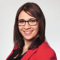 Auch wenn die fachlichen Kompetenzen nach wie vor Grundlage der täglichen Arbeit bleibt, stellen Unternehmen der Prozessindustrien heute mehr Anforderungen. Darauf sollten sich auch erfahrene Verfahrensinginieure einstellen, rät Katharina Hain, Karriereberatung von Ingenieuren bei Hays. Auch wenn die fachlichen Kompetenzen nach wie vor Grundlage der täglichen Arbeit bleibt, stellen Unternehmen der Prozessindustrien heute mehr Anforderungen. Darauf sollten sich auch erfahrene Verfahrensinginieure einstellen, rät Katharina Hain, Karriereberatung von Ingenieuren bei Hays.
