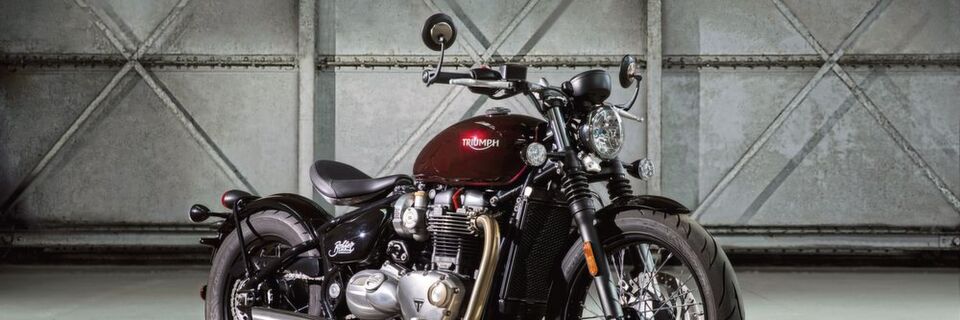 Der Motorrad-Hersteller Triumph hat sein Produktportfolio im Bereich der Verbindungselemente neu gestaltet. Ein Schwerpunkt lag dabei auf dem Schraubenkopf-Design. Der Motorrad-Hersteller Triumph hat sein Produktportfolio im Bereich der Verbindungselemente neu gestaltet. Ein Schwerpunkt lag dabei auf dem Schraubenkopf-Design.