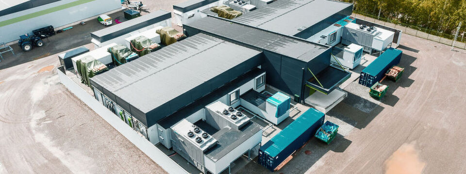 Der Volkswagen Konzern nutzt seit Juni 2019 die neu gebauten Rechenzentren von Green Mountain im norwegischen Rjukan für Simulationen, etwa von Crash-Tests. Der Volkswagen Konzern nutzt seit Juni 2019 die neu gebauten Rechenzentren von Green Mountain im norwegischen Rjukan für Simulationen, etwa von Crash-Tests.