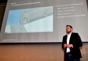 Die Experten vom Volkswagen Software Development Center sehen 5G als Enabler auch für das Yard Management. Die Experten vom Volkswagen Software Development Center sehen 5G als Enabler auch für das Yard Management.