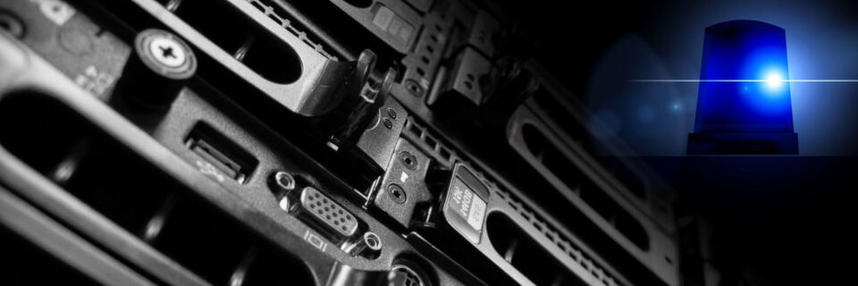 Vor Krisen und Notfällen ist kein Unternehmen gefeit. Dazu zählen technische Notfälle wie der Ausfall kritischer Infrastrukturkomponenten, Cyberangriffe oder DDoS-Attacken, aber auch Naturkatastrophen, Entführungen und Angriffe auf Leib und Leben der Mitarbeiter. Vor Krisen und Notfällen ist kein Unternehmen gefeit. Dazu zählen technische Notfälle wie der Ausfall kritischer Infrastrukturkomponenten, Cyberangriffe oder DDoS-Attacken, aber auch Naturkatastrophen, Entführungen und Angriffe auf Leib und Leben der Mitarbeiter.