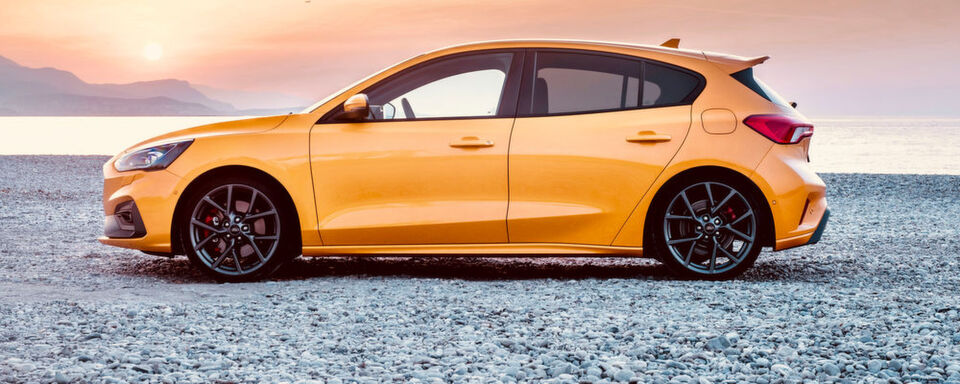 Schon seit 2002 bietet der Ford Focus ST nicht nur dem Wolfsburger Platzhirsch die Stirn. Schon seit 2002 bietet der Ford Focus ST nicht nur dem Wolfsburger Platzhirsch die Stirn.