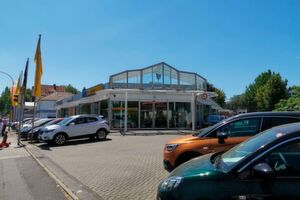 Zuletzt verkaufte das Autohaus Kuhl 400 neue Opel – diese Marke will das übernehmende Autohaus Nau übertreffen. Zuletzt verkaufte das Autohaus Kuhl 400 neue Opel – diese Marke will das übernehmende Autohaus Nau übertreffen.