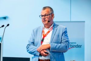 Henk Verlink (Technik Deutschland): Wie sehen die Oberflächen für die nächste Generation der Elektronikanwendungen aus? Henk Verlink (Technik Deutschland): Wie sehen die Oberflächen für die nächste Generation der Elektronikanwendungen aus?
