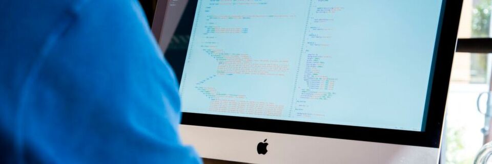 Mac-Rechner eignen sich vorzüglich für die Softwareentwicklung, diverse Tools sind dabei kostenlos erhältlich. Mac-Rechner eignen sich vorzüglich für die Softwareentwicklung, diverse Tools sind dabei kostenlos erhältlich.