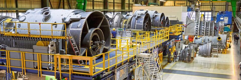 Kennzeichen 3D: Im Prüffeld der Gasturbinenproduktion der Siemens-Division „Power & Gas“ kommen additiv gefertigte Prototypen bereits seit Längerem zum Einsatz. Kennzeichen 3D: Im Prüffeld der Gasturbinenproduktion der Siemens-Division „Power & Gas“ kommen additiv gefertigte Prototypen bereits seit Längerem zum Einsatz.