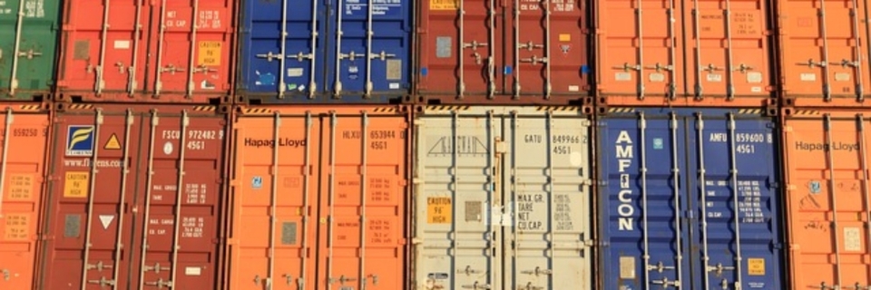 Container nutzen (Bild von olafpictures auf Pixabay ). Container nutzen (Bild von olafpictures auf Pixabay ).
