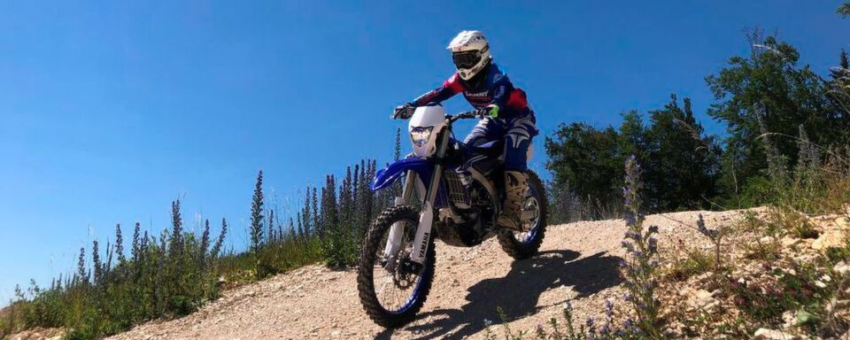 Erlebnisse werden von Menschen geschaffen und so freut es Yamaha, mit Tina Meier eine besondere Botschafterin und gleichzeitig Kooperationspartnerin mit an Bord zu haben. Erlebnisse werden von Menschen geschaffen und so freut es Yamaha, mit Tina Meier eine besondere Botschafterin und gleichzeitig Kooperationspartnerin mit an Bord zu haben.