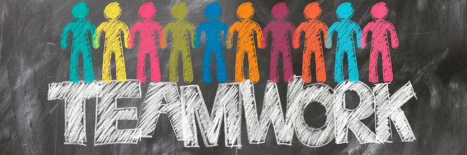 Collaboration Tools vereinfachen die interdisziplinäre Teamarbeit über verschiedene Standorte hinweg. Collaboration Tools vereinfachen die interdisziplinäre Teamarbeit über verschiedene Standorte hinweg.