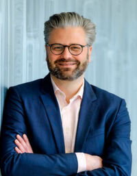 Dirk Eckert, Managing Director Individual Solutions & Products, Deutsche Telekom spricht aus Erfahrung: Flexibilität und Individualität des Arbeitsplatzes sind essentiell. Dirk Eckert, Managing Director Individual Solutions & Products, Deutsche Telekom spricht aus Erfahrung: Flexibilität und Individualität des Arbeitsplatzes sind essentiell.