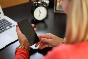 Auch im B2B-Bereich eignen sich Messenger für die Kundenkommunikation. Auch im B2B-Bereich eignen sich Messenger für die Kundenkommunikation.