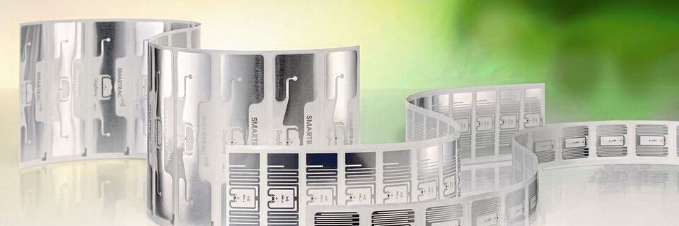Green Tags von Smartrac unterliegen strengen Kriterien, beispielsweise hinsichtlich des Trägermaterials und der Antenne. Green Tags von Smartrac unterliegen strengen Kriterien, beispielsweise hinsichtlich des Trägermaterials und der Antenne.