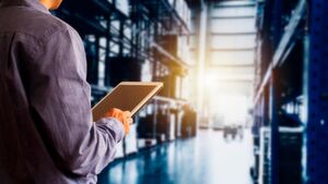 Dachser setzt auf digitale, intelligente Kollaboration zwischen Software und ausgebildeten Mitarbeitern. Dachser setzt auf digitale, intelligente Kollaboration zwischen Software und ausgebildeten Mitarbeitern.