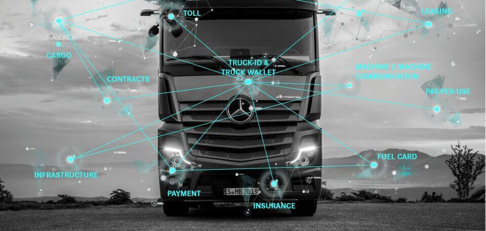 Pilotprojekt: Daimler Trucks gibt einem Lkw-System mit der Truck-ID eine digitale Identität. Pilotprojekt: Daimler Trucks gibt einem Lkw-System mit der Truck-ID eine digitale Identität.
