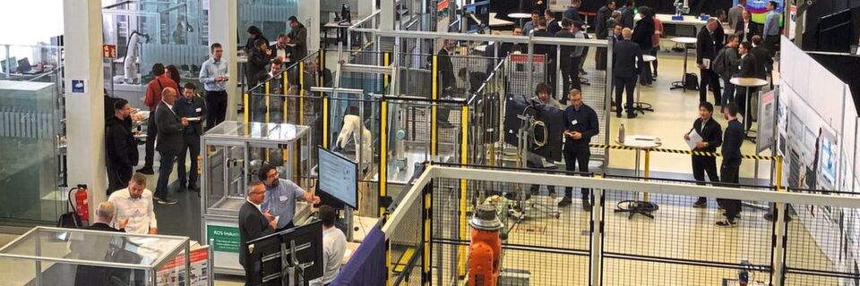 Beim Open Lab Day am Fraunhofer-IPA präsentierten die Projektpartner zahlreiche Anwendungen zu allen
Themen der Sicherheit. Beim Open Lab Day am Fraunhofer-IPA präsentierten die Projektpartner zahlreiche Anwendungen zu allen
Themen der Sicherheit.