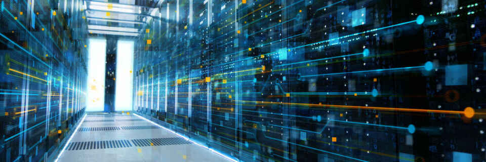 Unternehmen, die Ressourcen in Azure einsetzen und lokale Ressourcen mit der Cloud verbunden haben, sollten sich die Funktionen des Azure Security Centers ansehen. Unternehmen, die Ressourcen in Azure einsetzen und lokale Ressourcen mit der Cloud verbunden haben, sollten sich die Funktionen des Azure Security Centers ansehen.