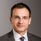 Innovation 360 Grad kombiniert Wissenschaftliche Handlungsempfehlungen mit Erfahrungen aus der Praxis. Zu Zyklenmanagement in der industriellen Praxis spricht Dr. Alexander Schönmann von der MAN Truck & Bus AG Innovation 360 Grad kombiniert Wissenschaftliche Handlungsempfehlungen mit Erfahrungen aus der Praxis. Zu Zyklenmanagement in der industriellen Praxis spricht Dr. Alexander Schönmann von der MAN Truck & Bus AG